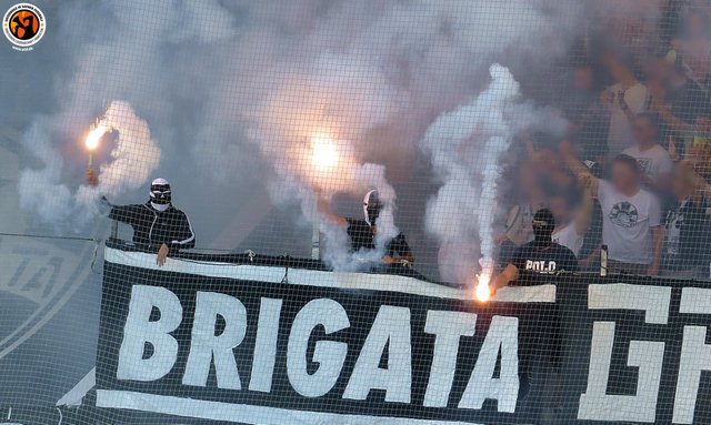 www.ultras-tifo.net