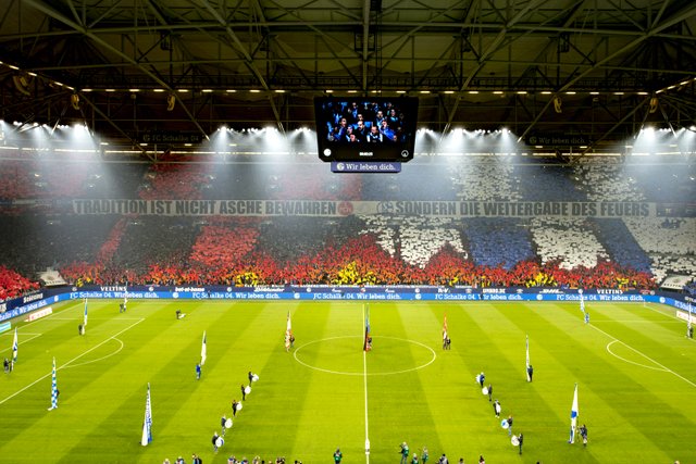 schalke nurnberg 1