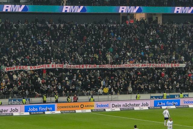 eintracht fans protest