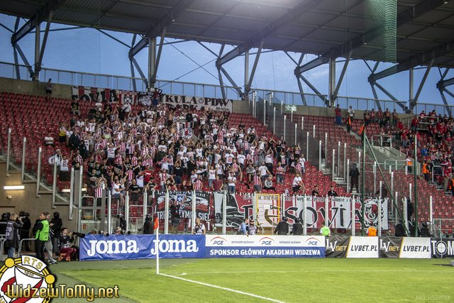 widzew resovia 1